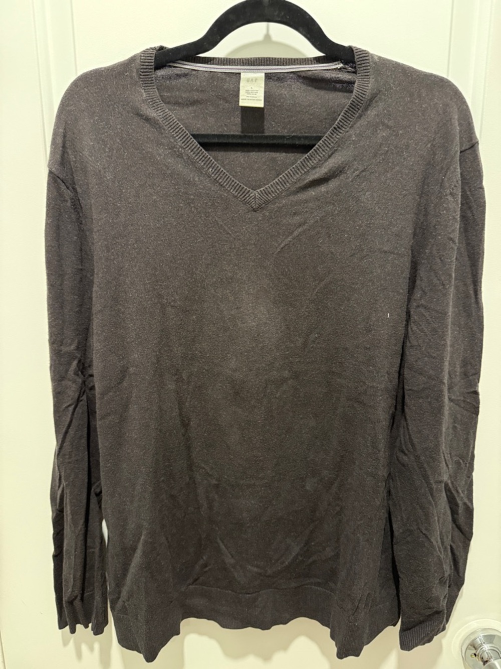 GAP Men's V-Neck Sweater - Brown